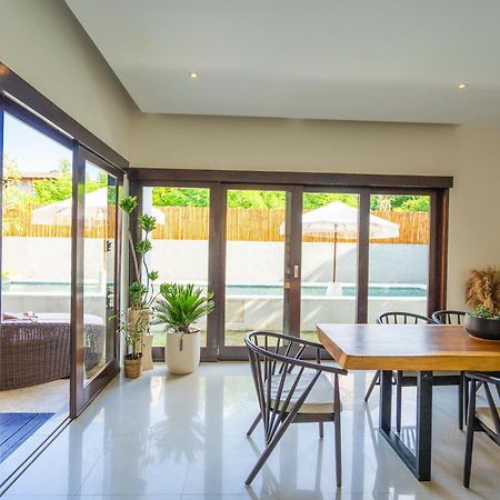 Skyfall Luxury Beach Villa 누사두아 외부 사진