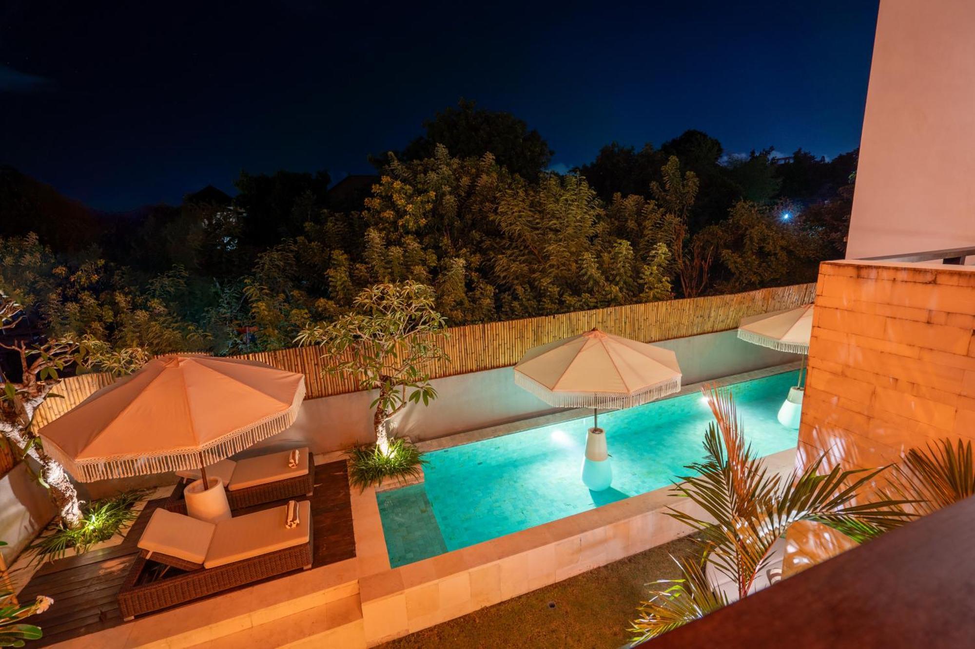 Skyfall Luxury Beach Villa 누사두아 외부 사진