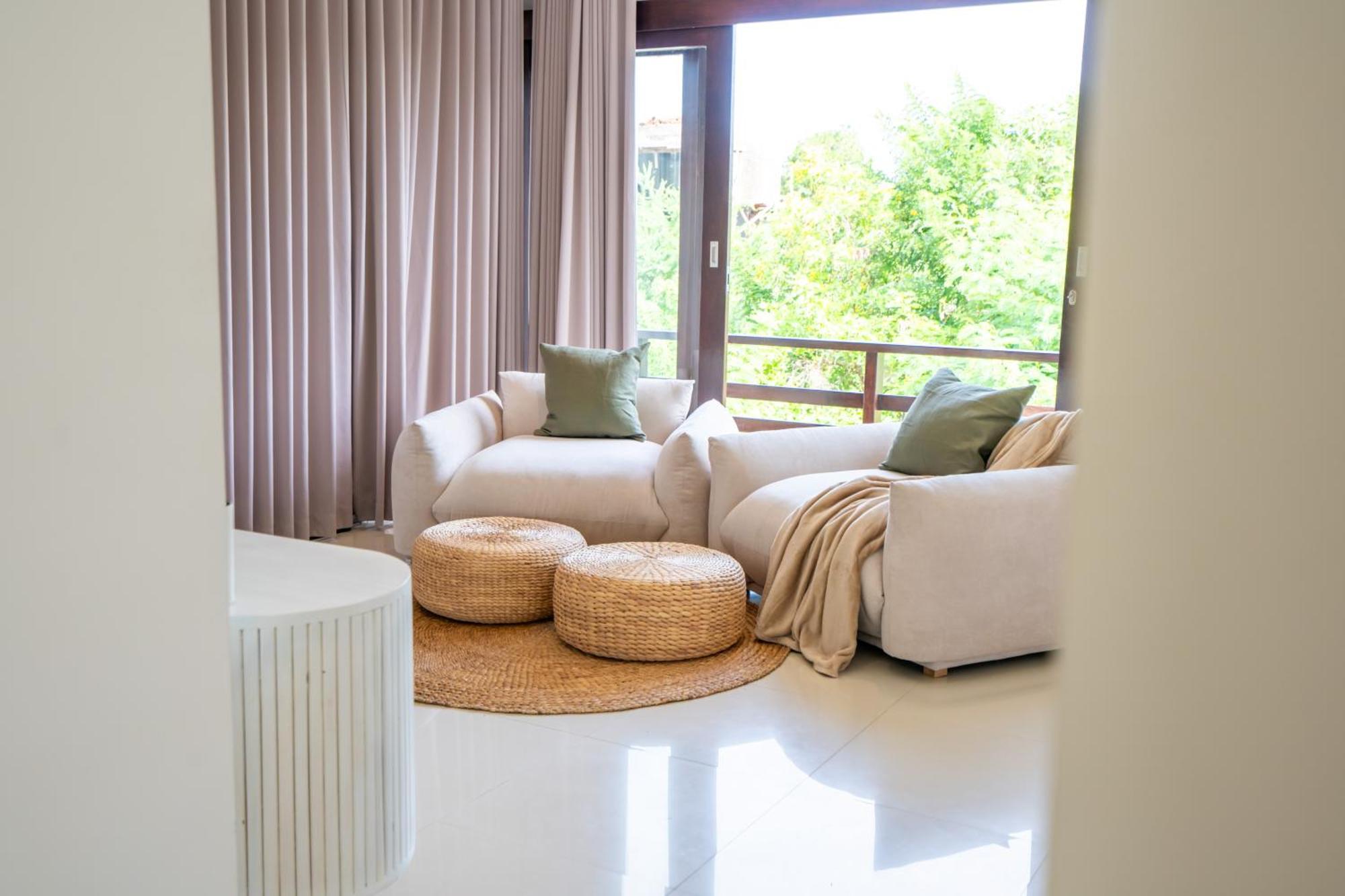Skyfall Luxury Beach Villa 누사두아 외부 사진