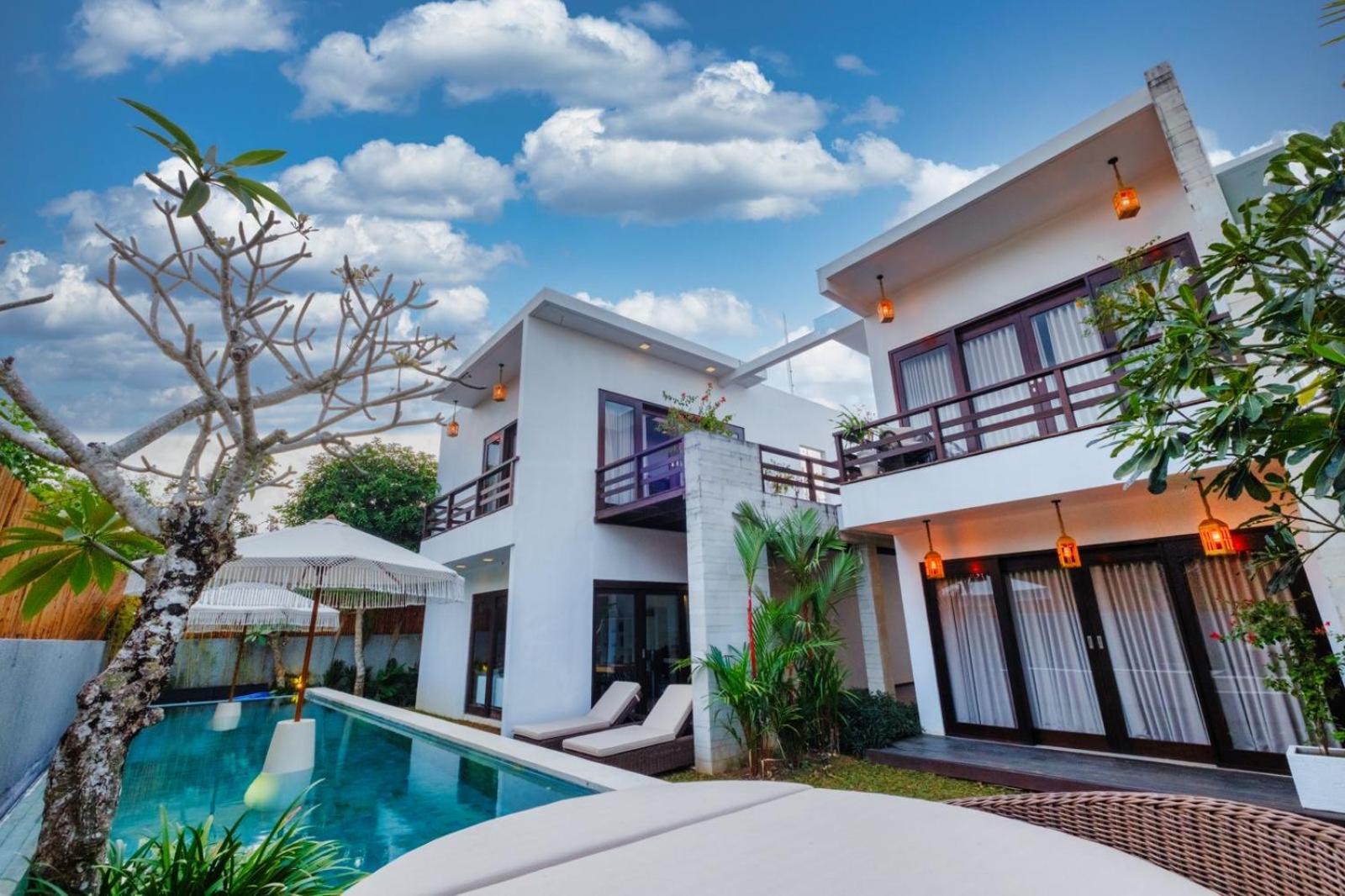 Skyfall Luxury Beach Villa 누사두아 외부 사진
